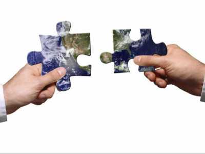 Adalet ve Kalkınma Partisi AK Parti‘ye dönüşünce particilik de zuhur ediyor.